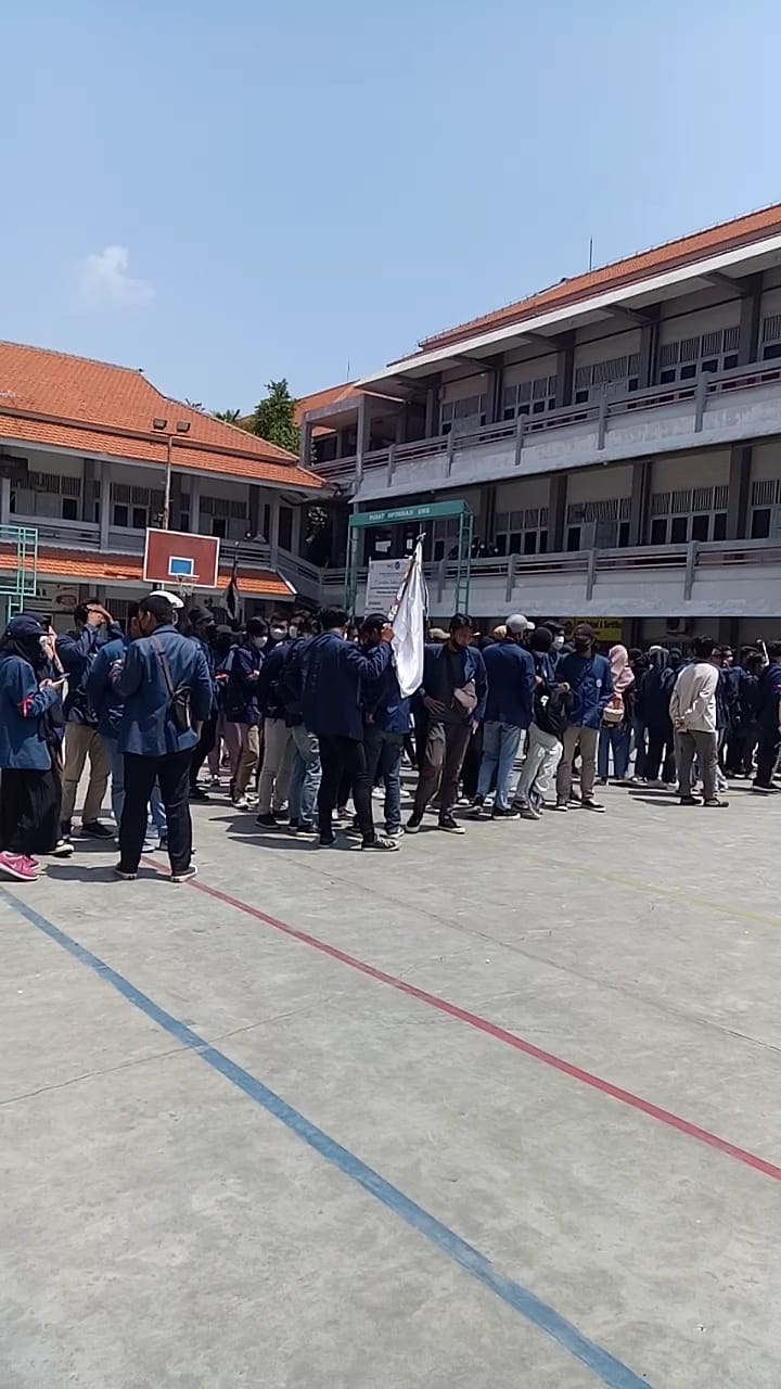 demo di kampus.jpeg (113 KB)